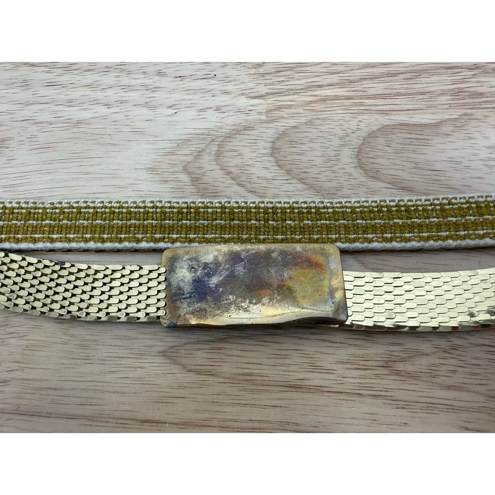 WOMEN'S BELT GOLD TONE METAL W/BUCKLE STRETCH BEAUTIFUL SZ-27,5